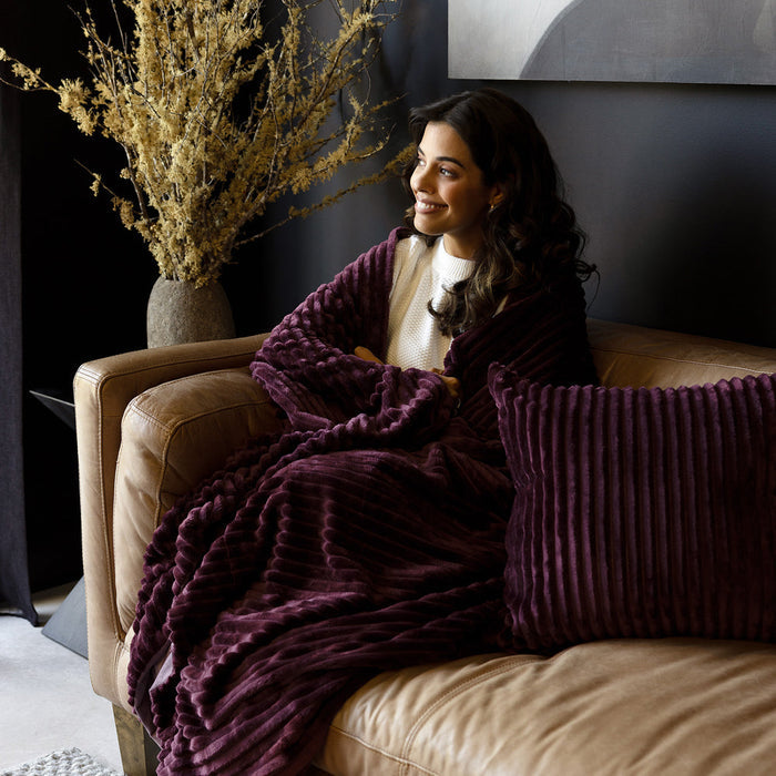 Bambury Channel Throw - Plum