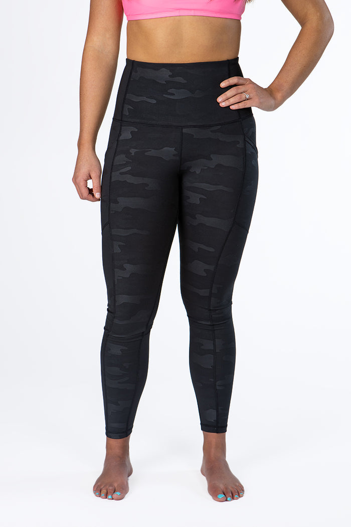 Alex is a 5'4" and a size 4-6 wearing a Small 26" Legging