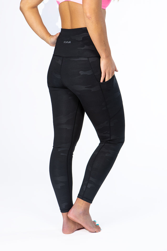 Alex is a 5'4" and a size 4-6 wearing a Small 26" Legging