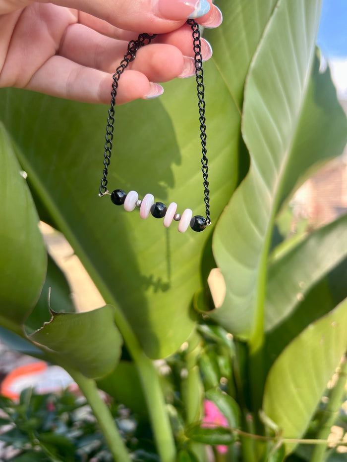 Black onyx and pink conch with 3mm bracelet