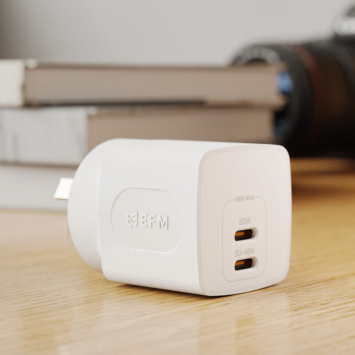 EFM 48W GaN Wall ChargerWith Power Delivery and PPS