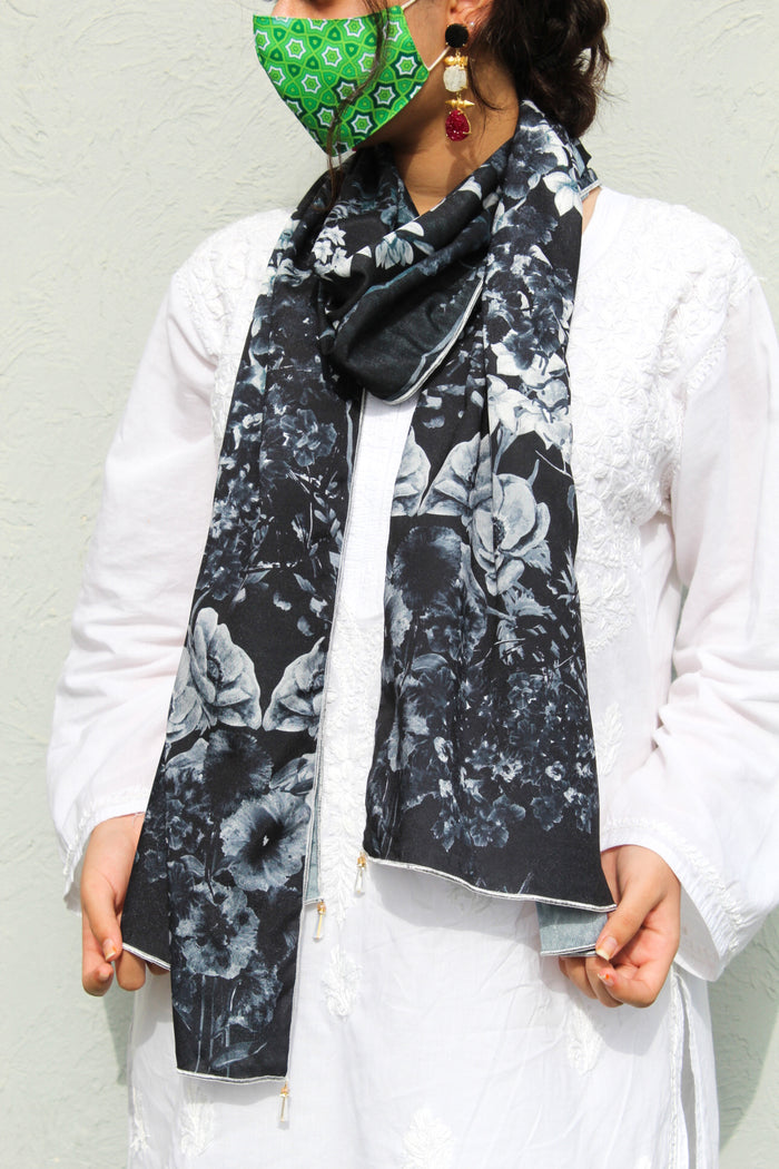 Esra Scarf