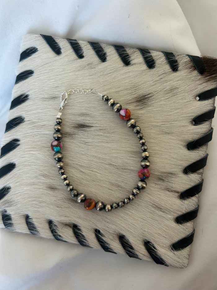 Graduated Dahlia Bracelet