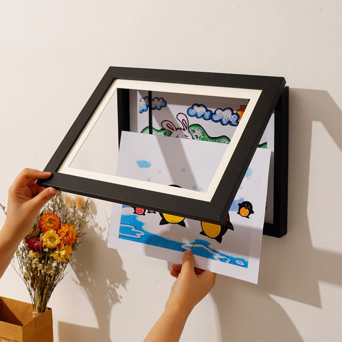 Kids Magnetic Frame for Changing Art Displays
