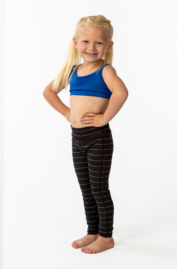 Jensyn is wearing a 4T
