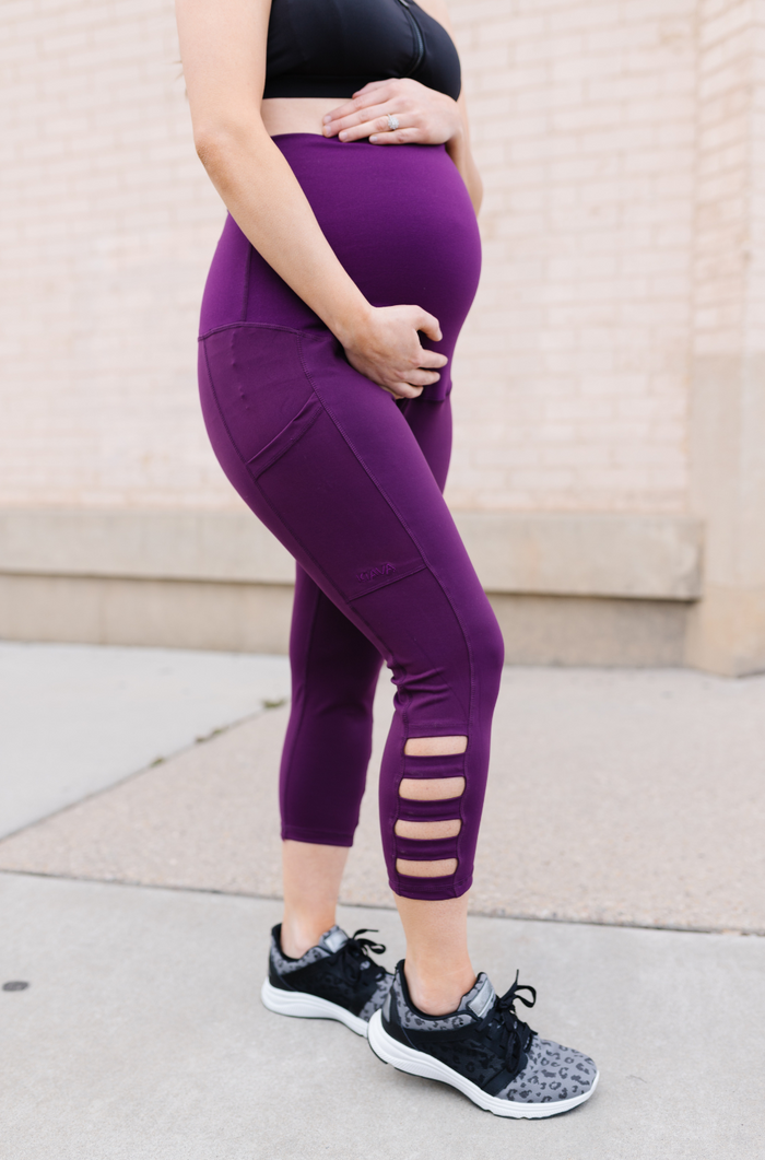 Maternity Cut Out Capri