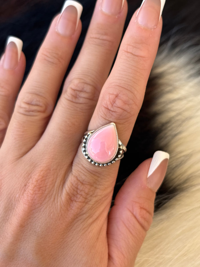 Native American, Hand-Made, Pink Conch & Sterling Silver Ring