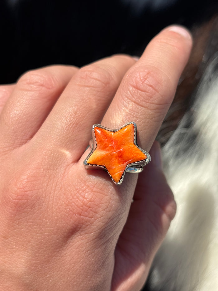 Native American, Hand-Made, Spiny Oyster & Sterling Silver Ring