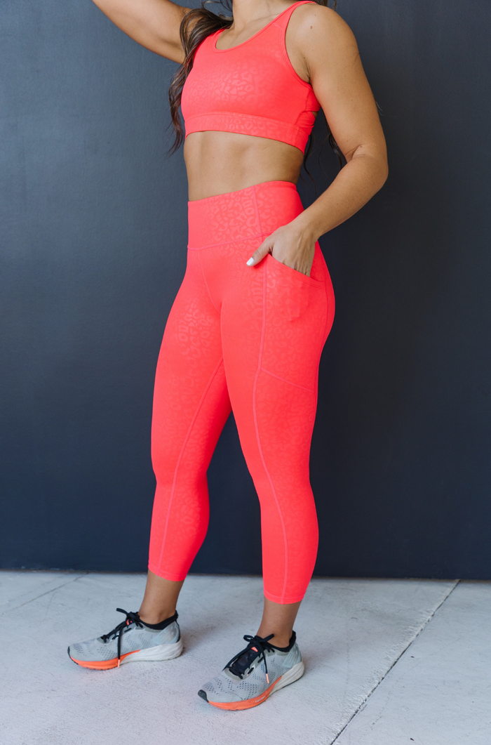 Strawberry Stealth Leopard Leggings