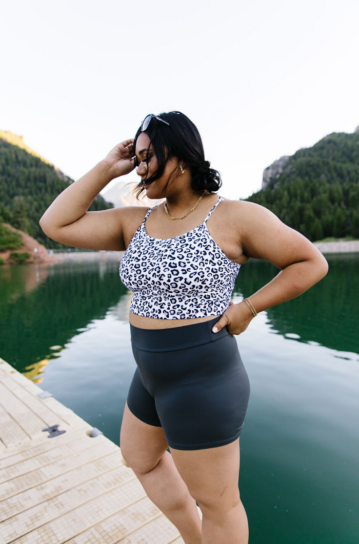 Amelia is wearing a size XXL in top & bottoms.
