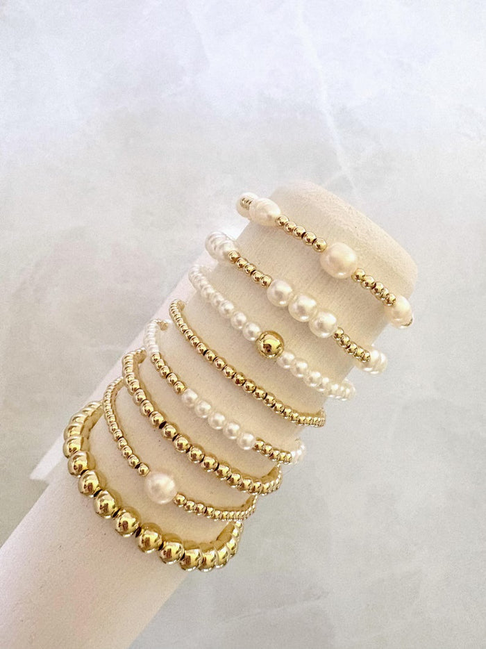 The Signature Gold Pearl Collection