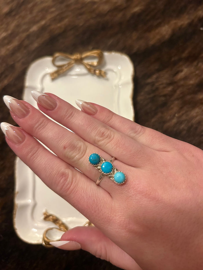 Three Stone Turquoise Ring Size 6.5